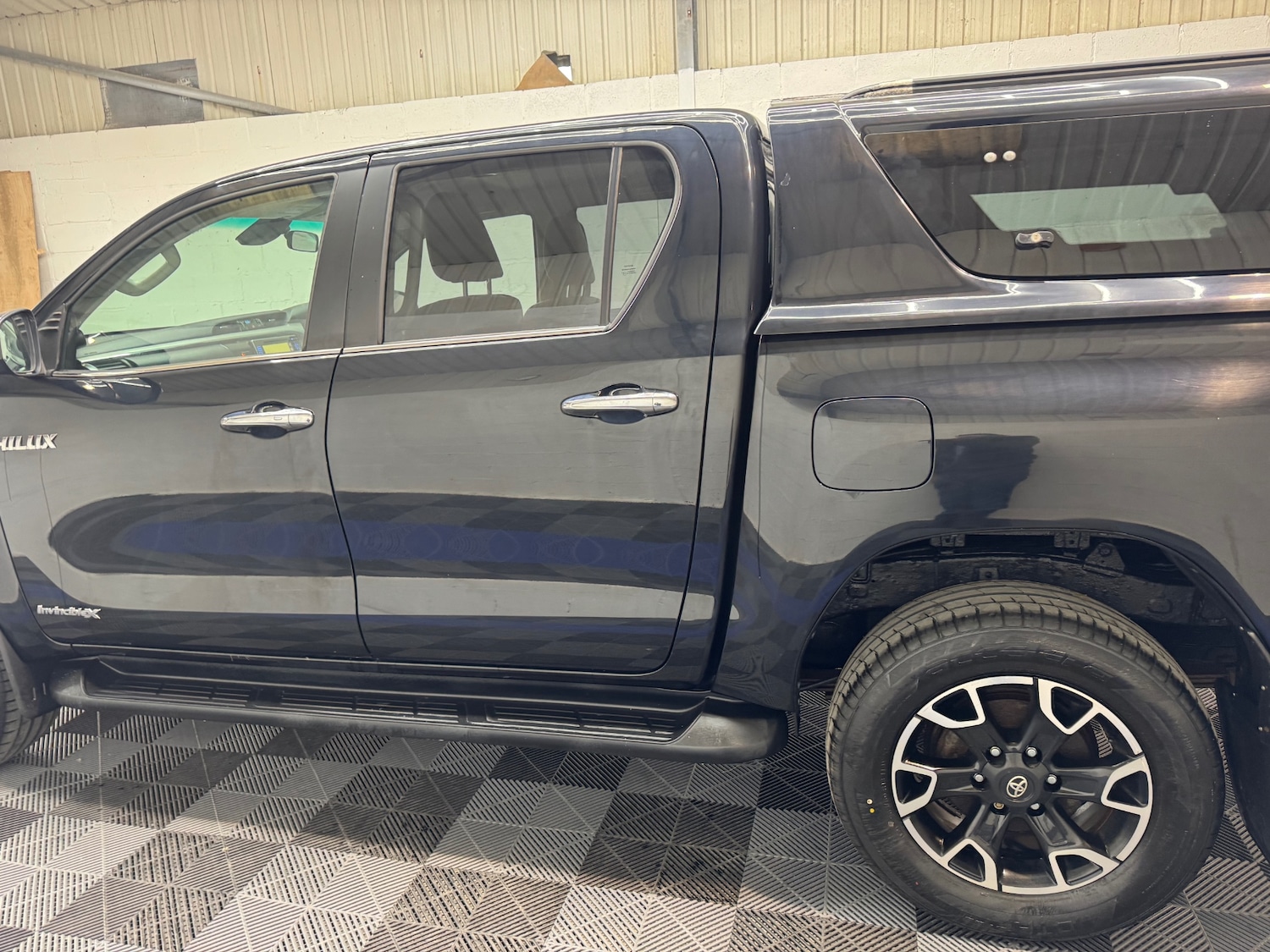 Used Toyota Hilux 2017 for sale - 76277117: Photo 6