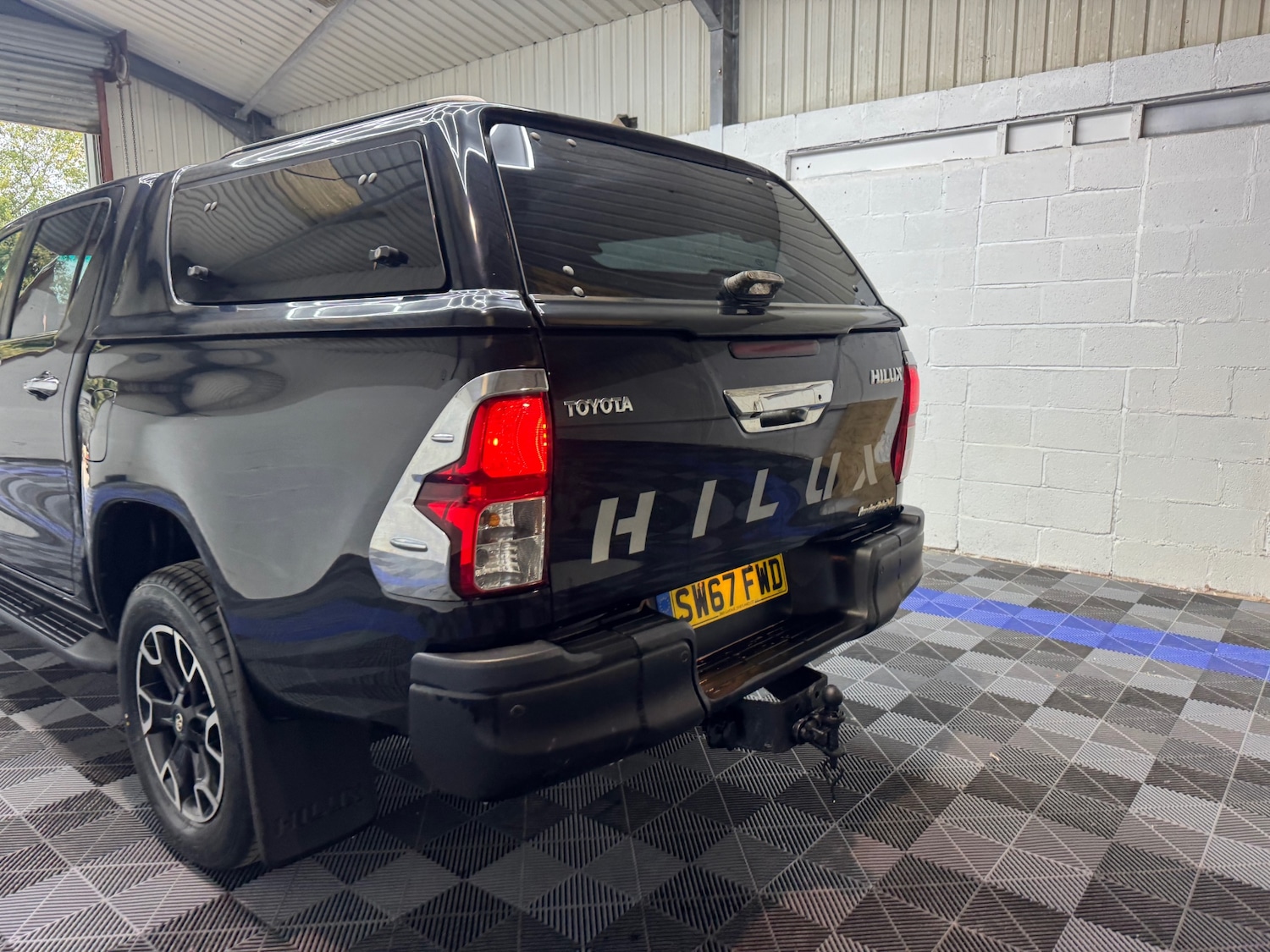 Used Toyota Hilux 2017 for sale - 76277117: Photo 8