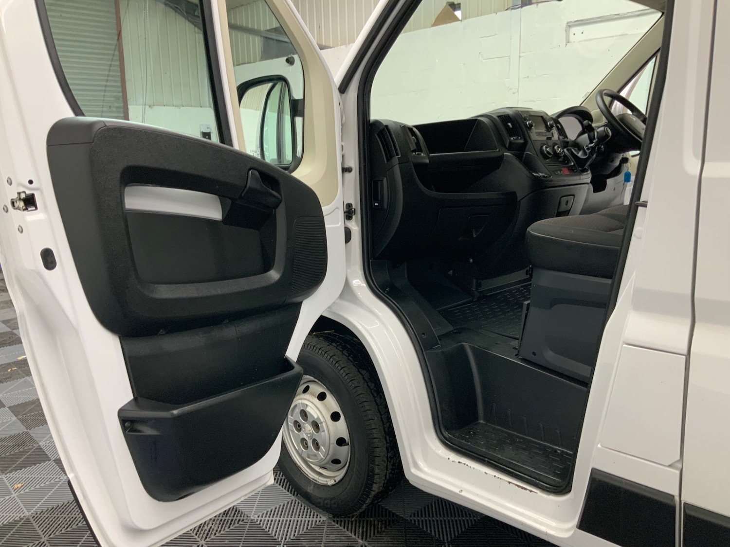 Used Peugeot Boxer 2022 for sale - 77983482: Photo 16