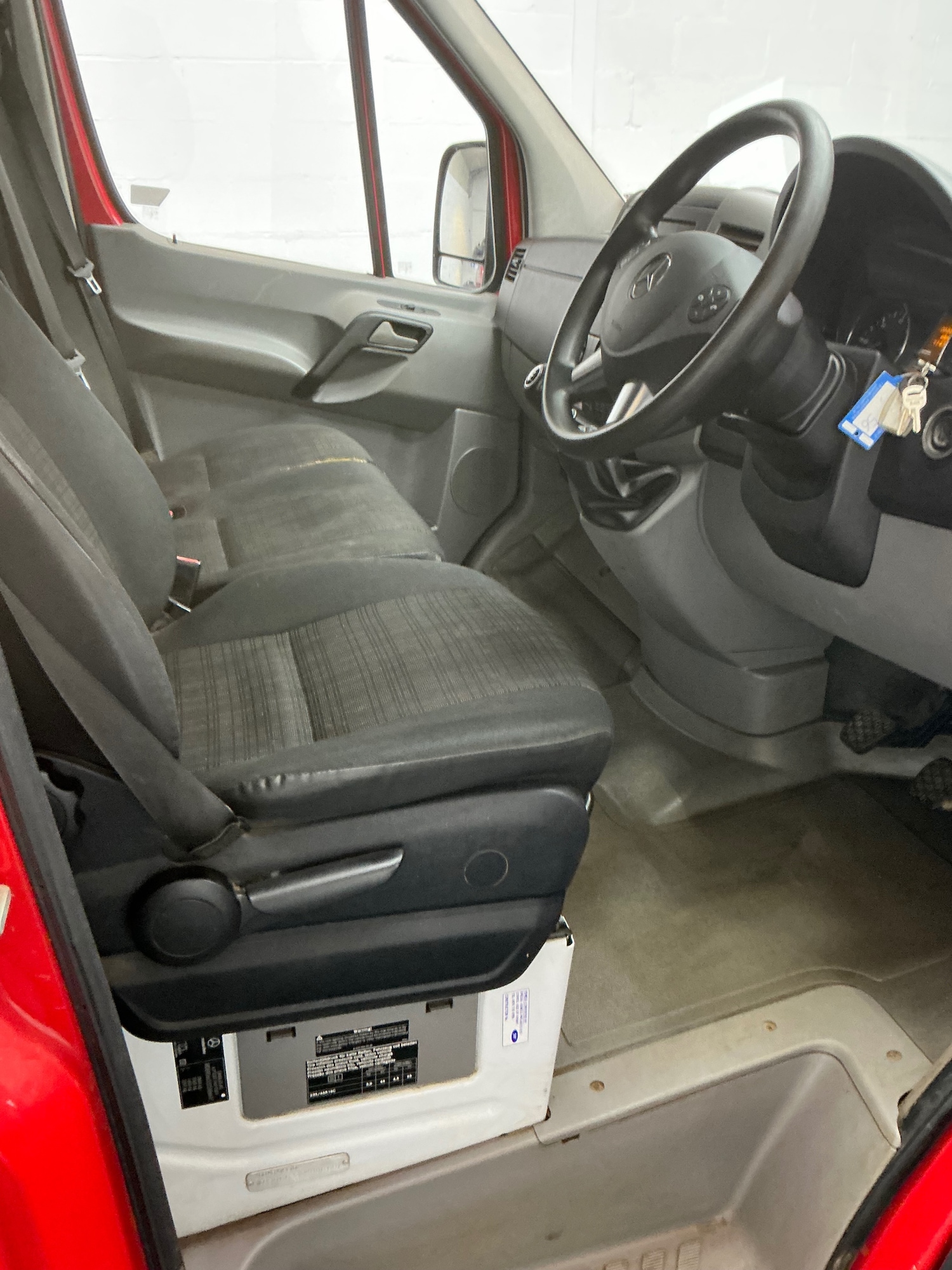 Used Mercedes-Benz Sprinter 2015 for sale - 77640205: Photo 8