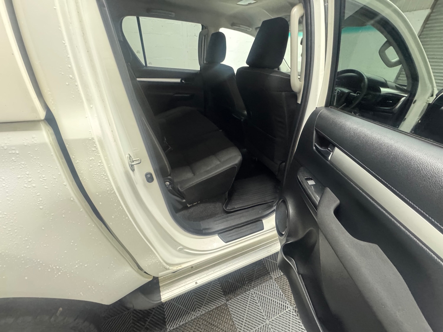 Used Toyota Hilux 2019 for sale - 76921015: Photo 17
