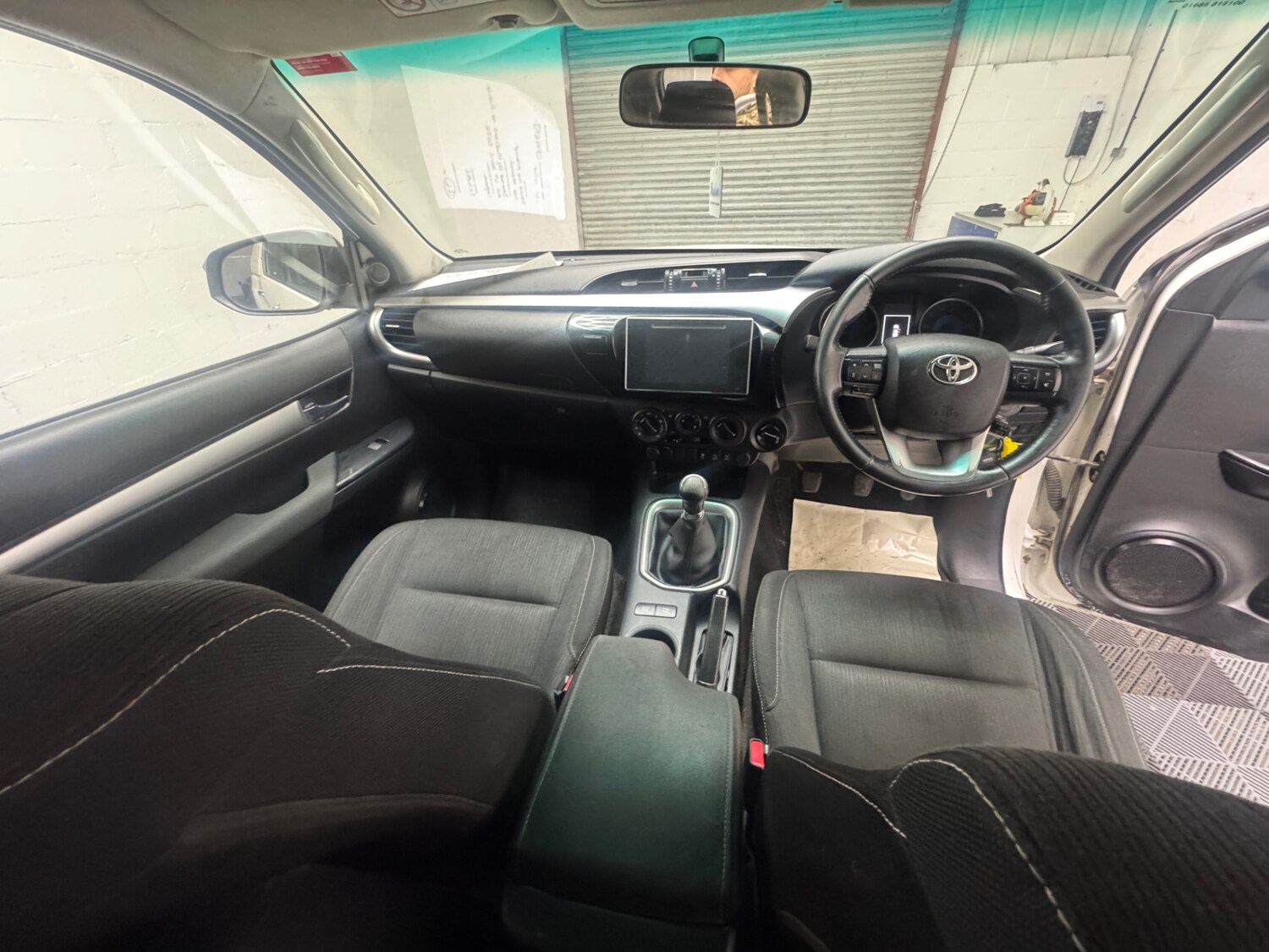 Used Toyota Hilux 2019 for sale - 76921015: Photo 18