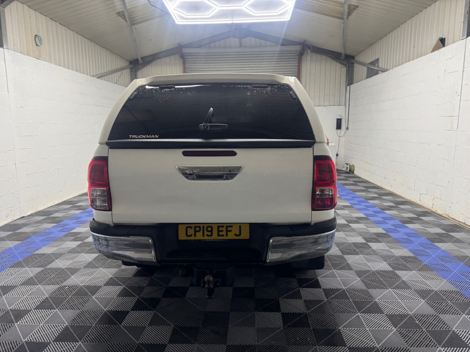 Used Toyota Hilux 2019 for sale - 76921015: Photo 6