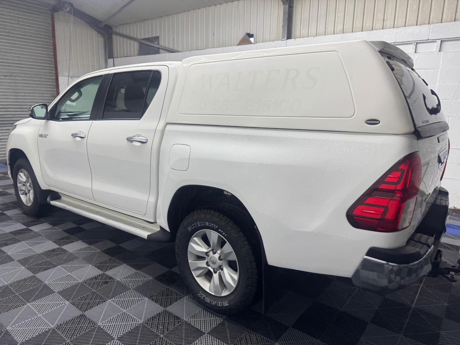 Used Toyota Hilux 2019 for sale - 76921015: Photo 8