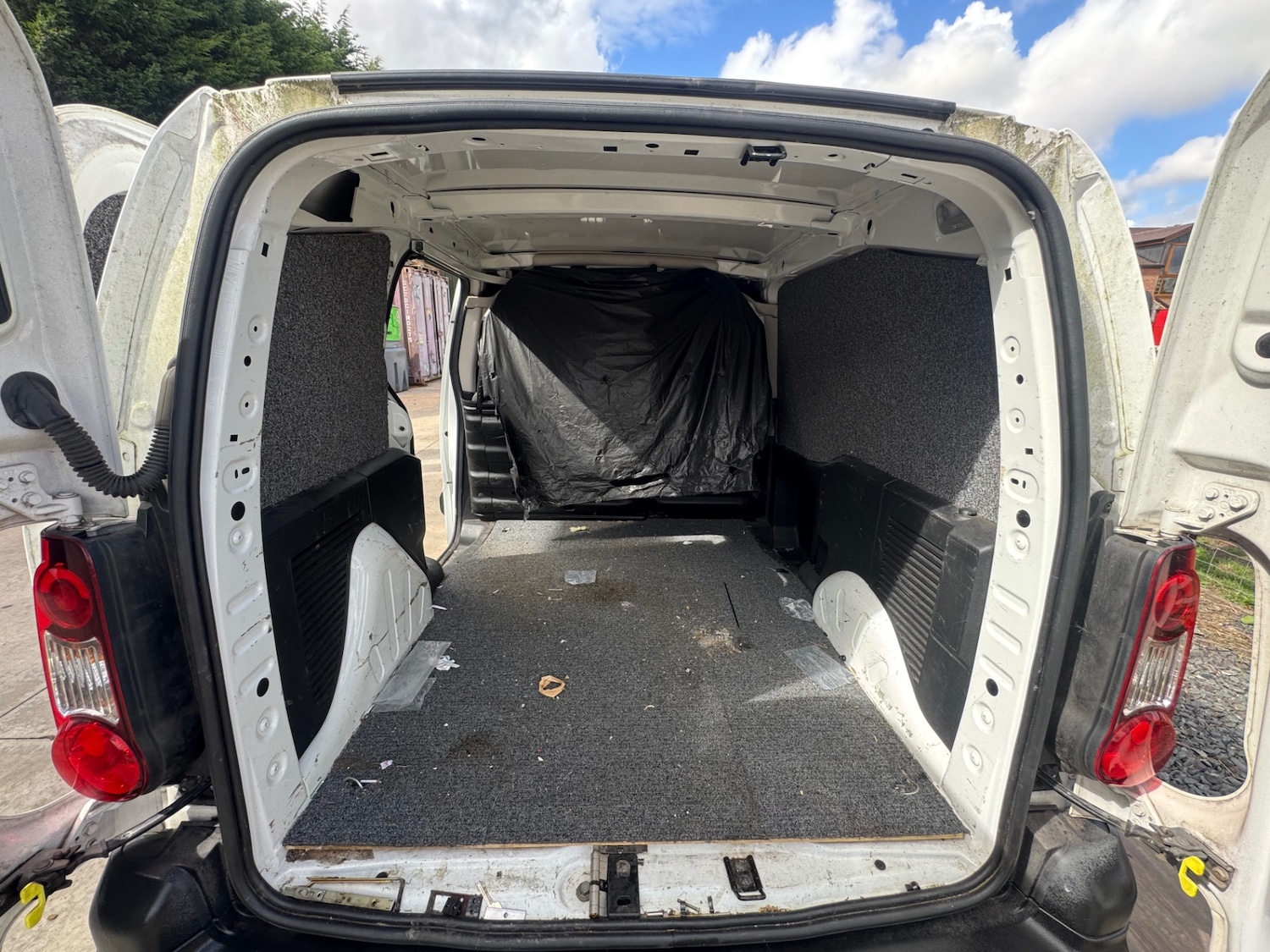 Vehicle 14