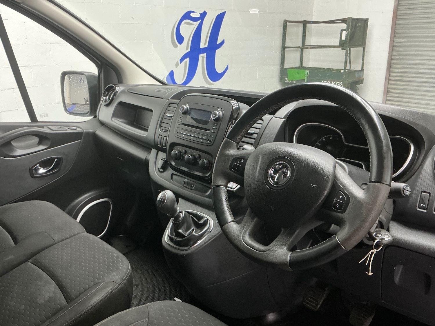Used Vauxhall Vivaro 2018 for sale - 77811186: Photo 11