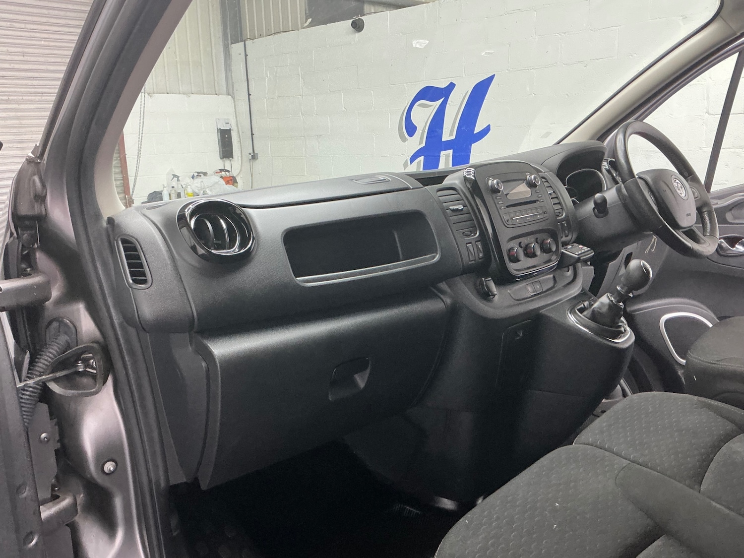 Used Vauxhall Vivaro 2018 for sale - 77811186: Photo 15