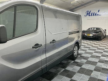 Used Vauxhall Vivaro 2018 for sale - 77811186: Photo