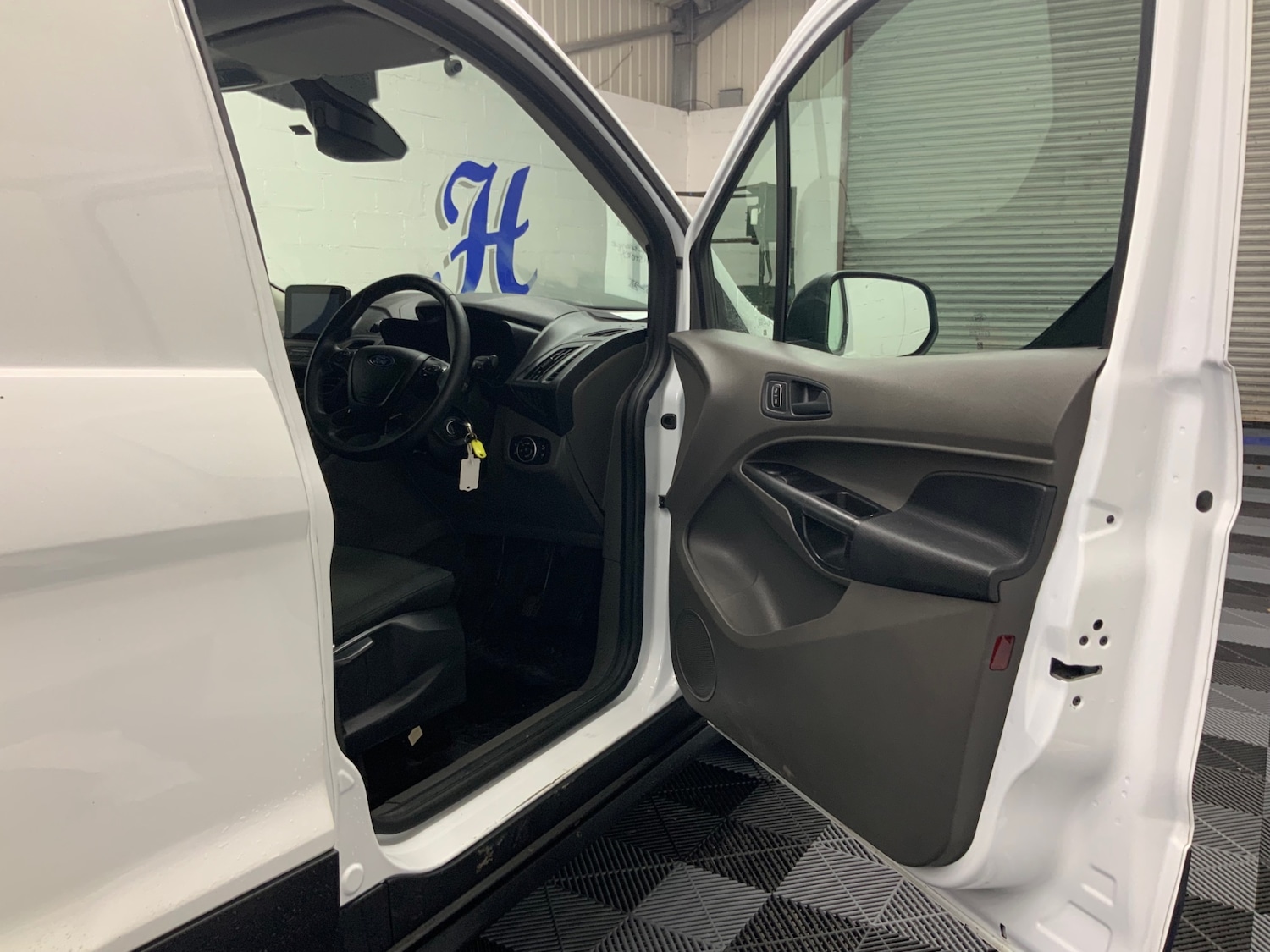 Used Ford Transit Connect 2020 for sale - 77349752: Photo 12