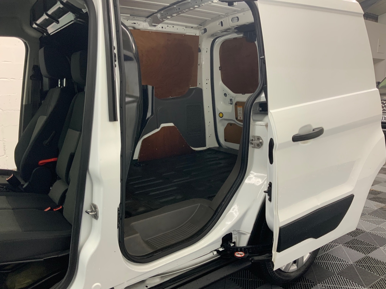 Used Ford Transit Connect 2020 for sale - 77349752: Photo 15