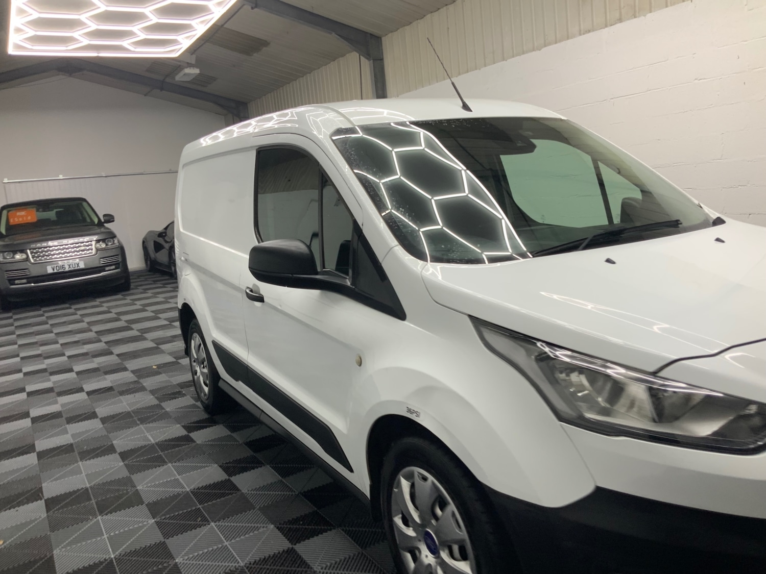Used Ford Transit Connect 2020 for sale - 77210729: Photo 11