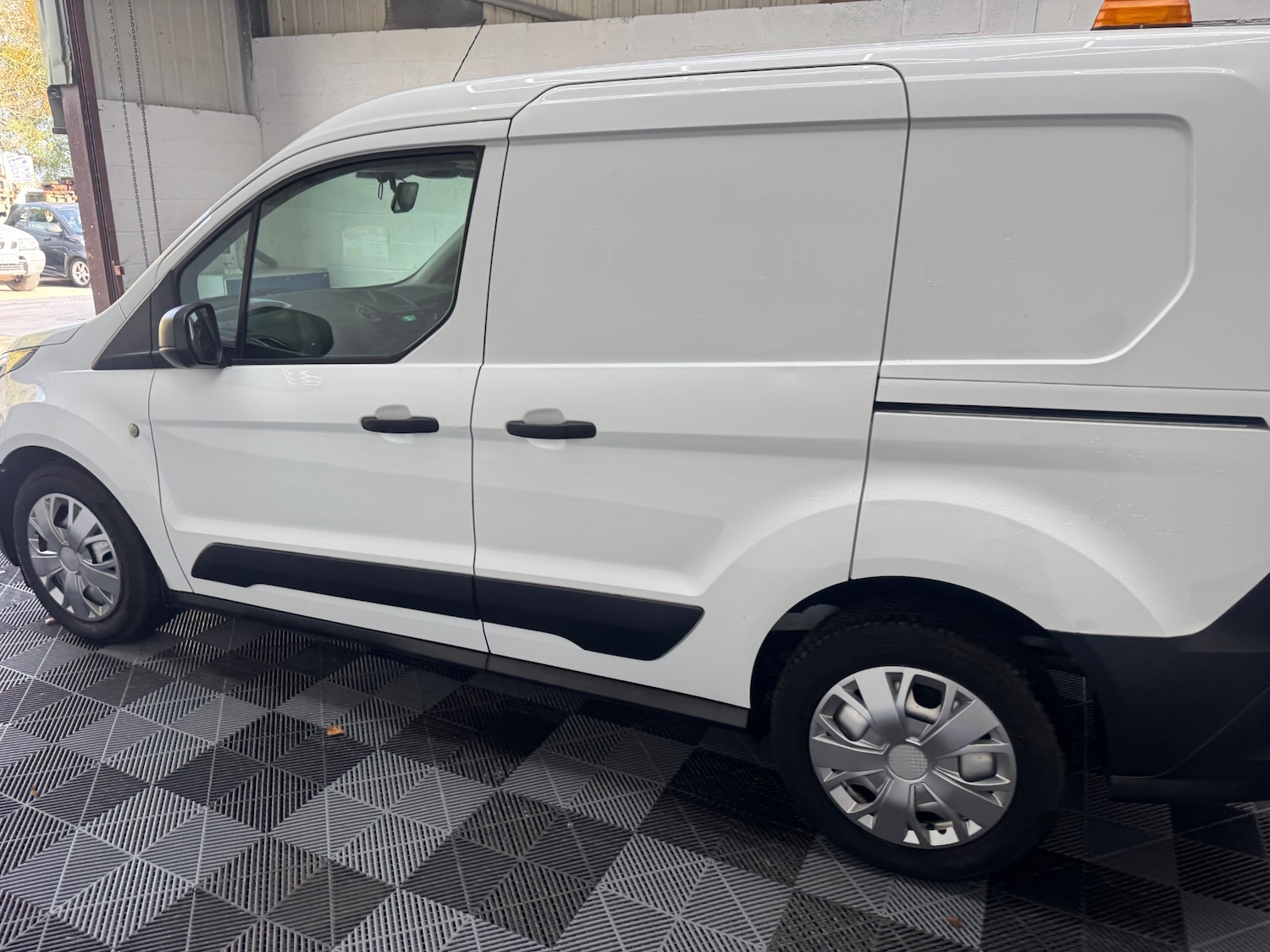 Used Ford Transit Connect 2019 for sale - 76477360: Photo 12