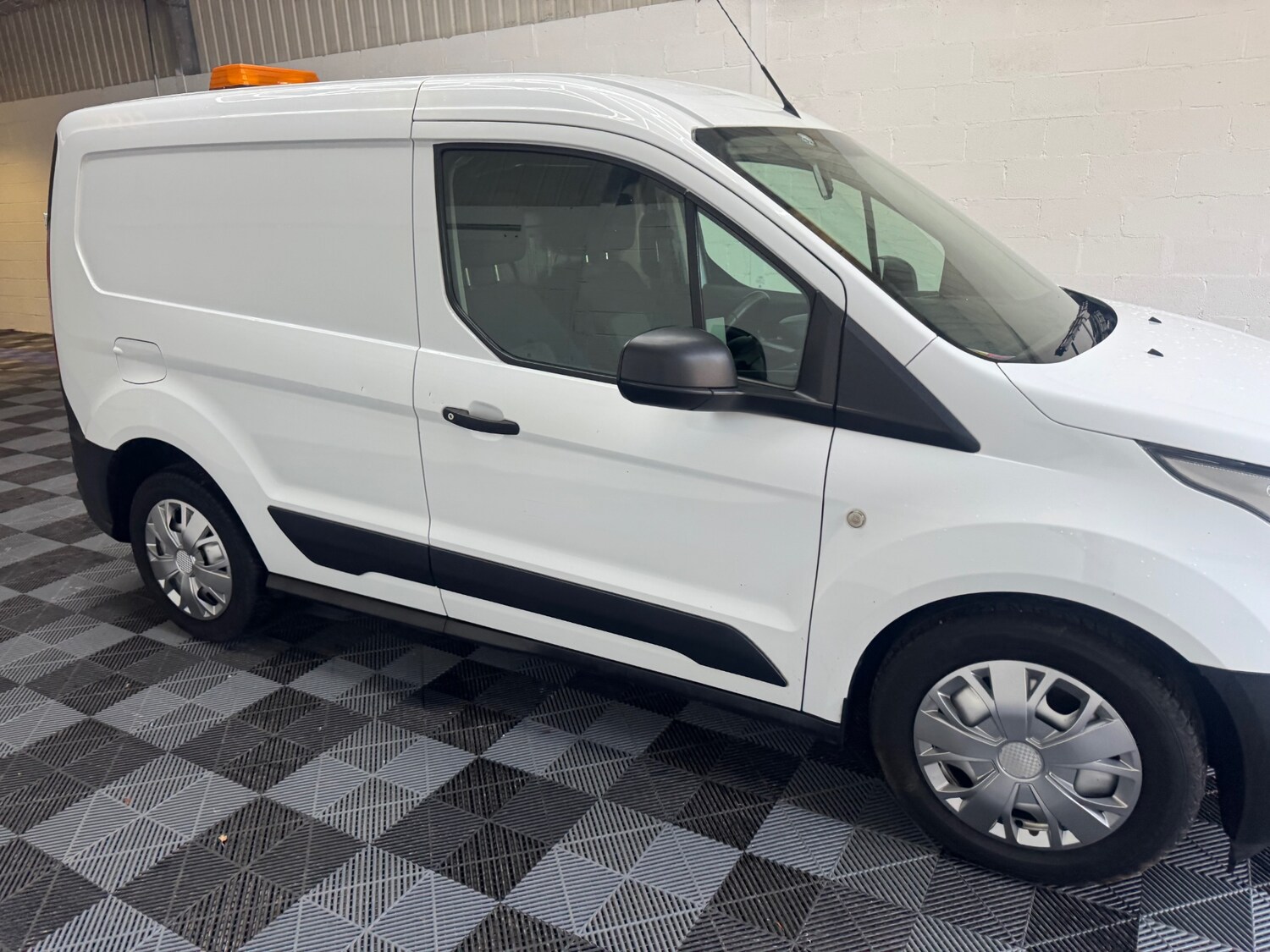 Used Ford Transit Connect 2019 for sale - 76477360: Photo 3