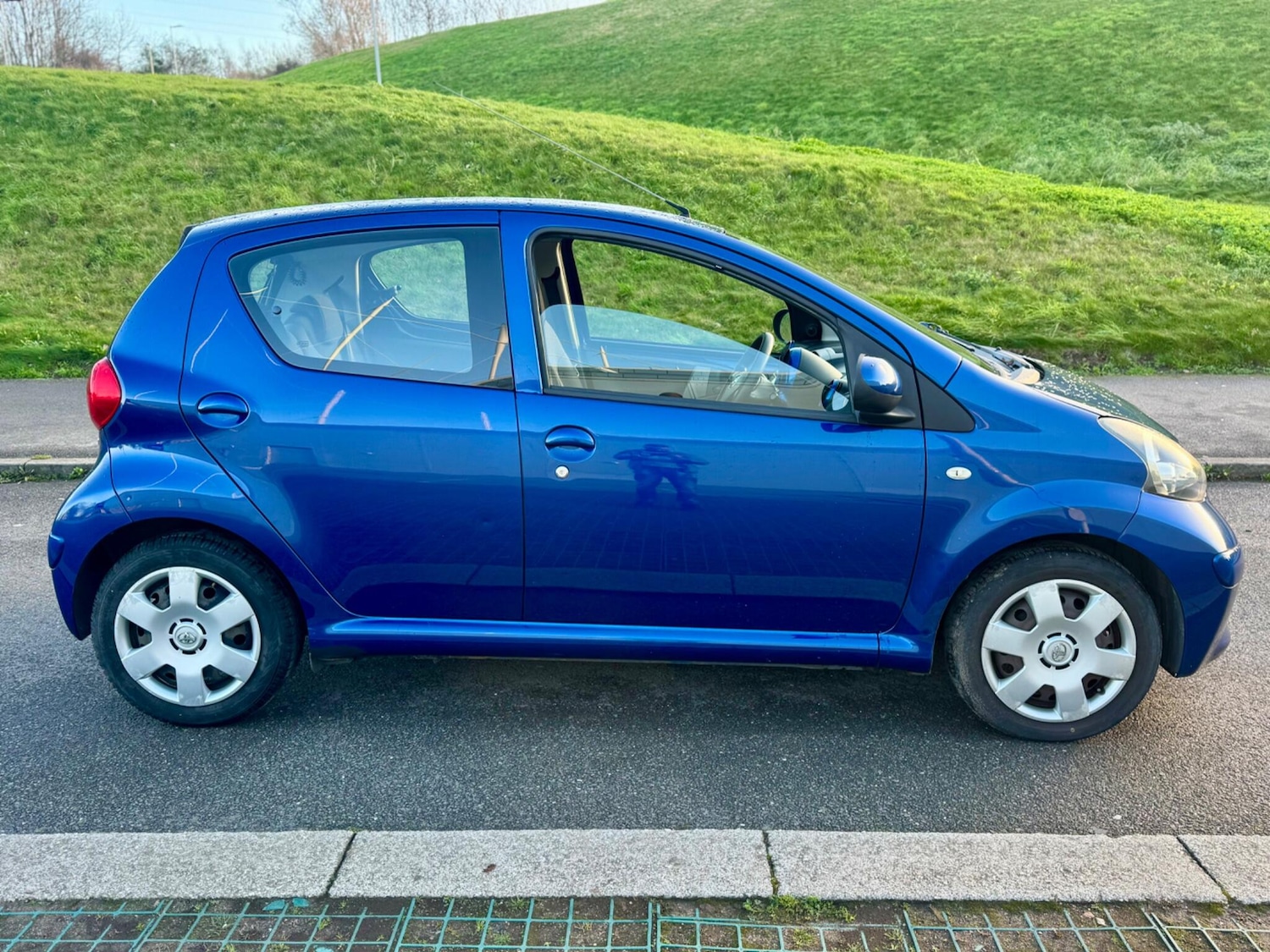 Used Toyota AYGO 2007 for sale - 77016536: Photo 2