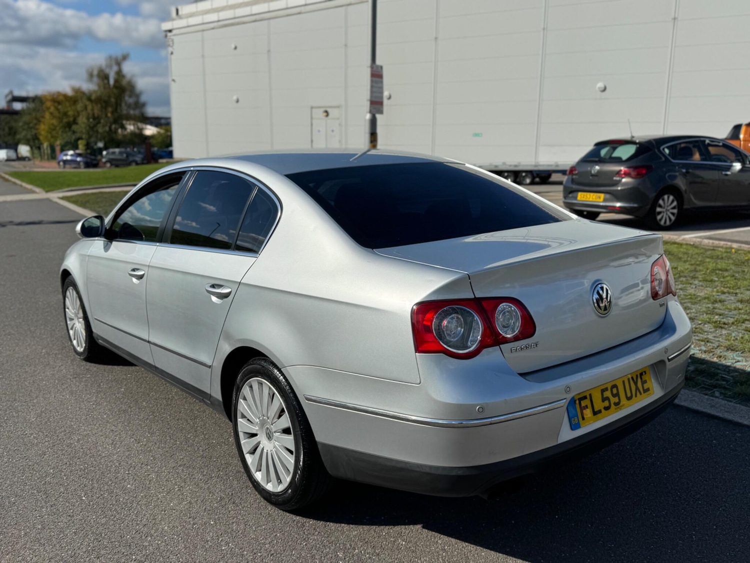 Used Volkswagen Passat 2009 for sale - 76166771: Photo 8