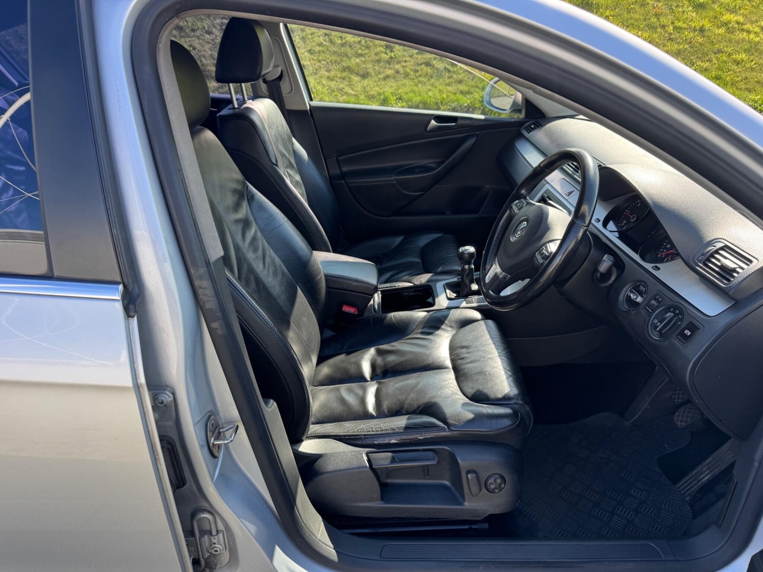 Used Volkswagen Passat 2009 for sale - 76166771: Photo 9