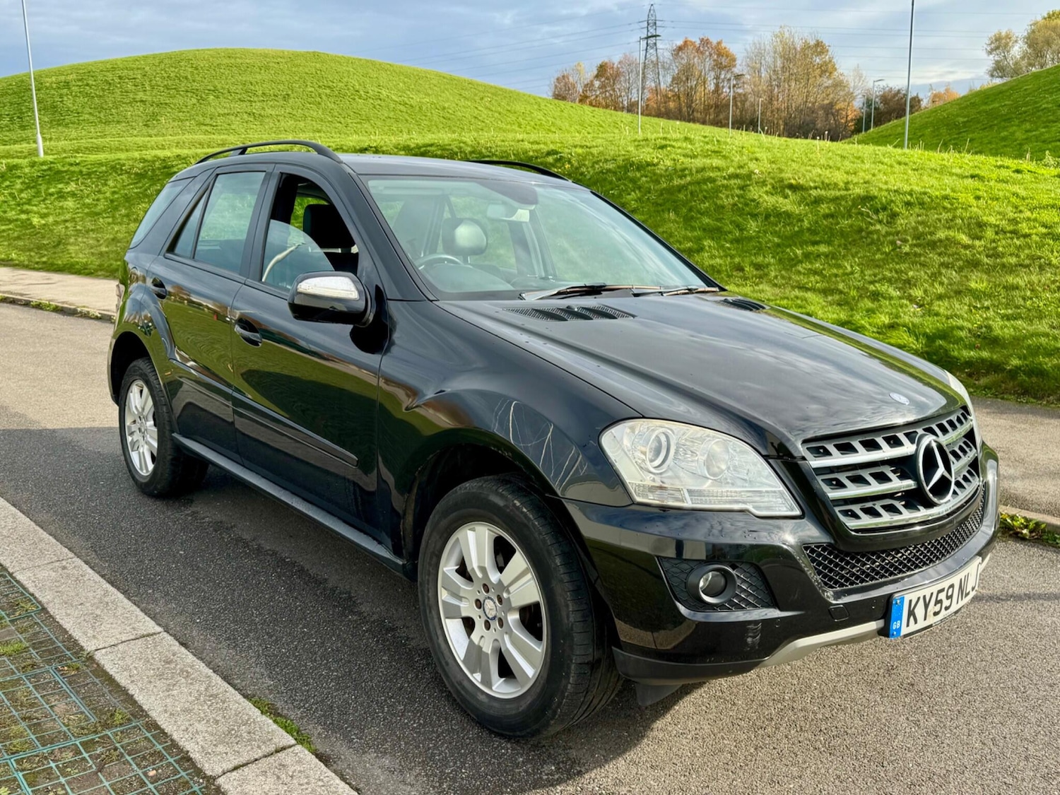 Used Mercedes-Benz M Class 2010 for sale - 76485645: Photo 16