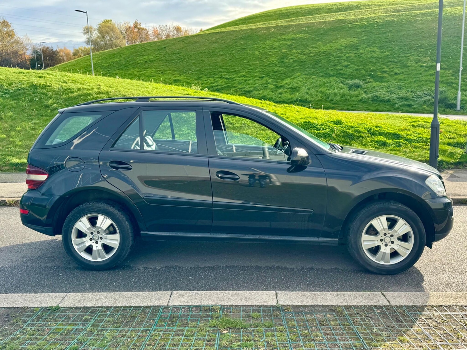 Used Mercedes-Benz M Class 2010 for sale - 76485645: Photo 17