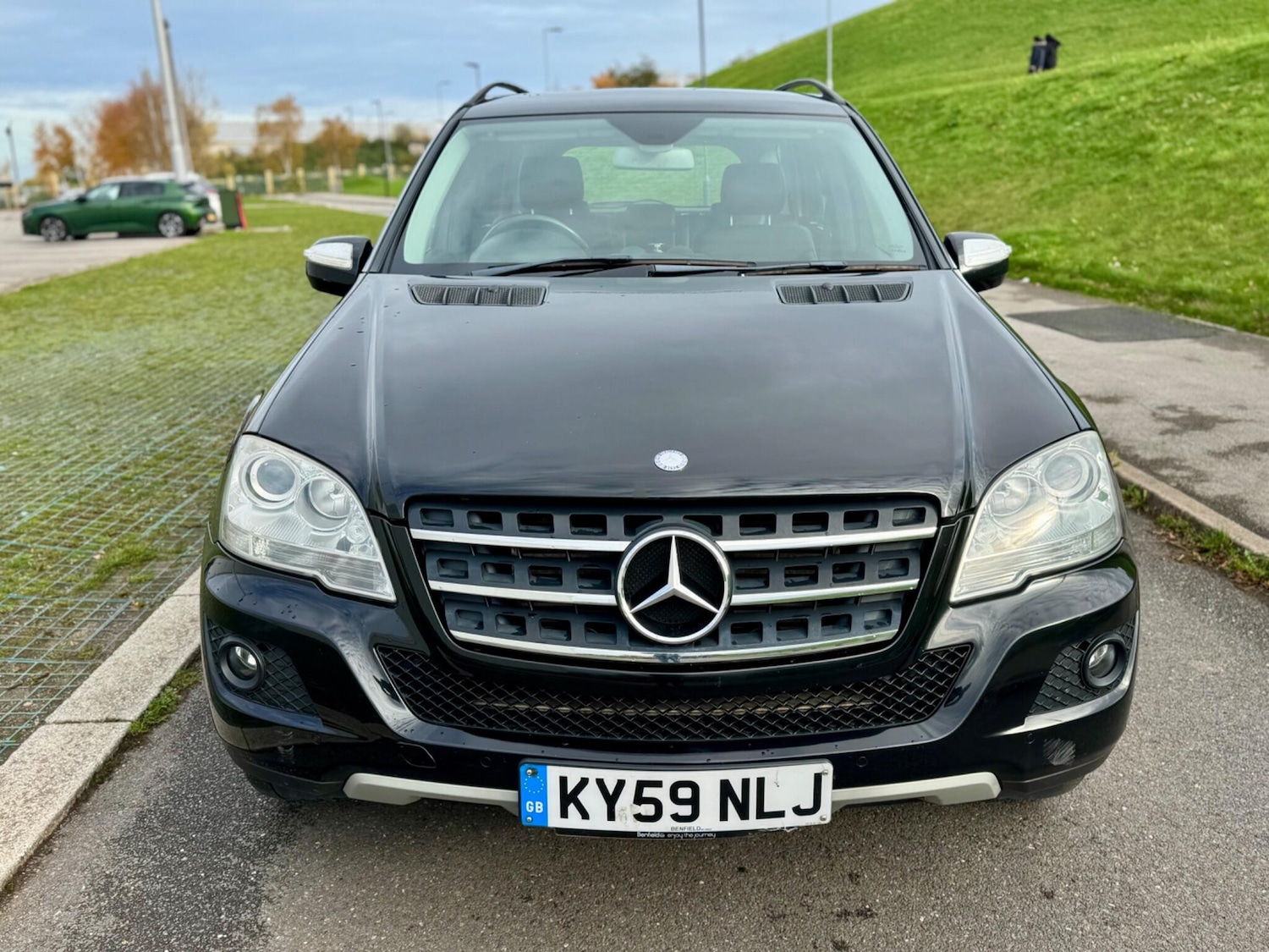 Used Mercedes-Benz M Class 2010 for sale - 76485645: Photo 5