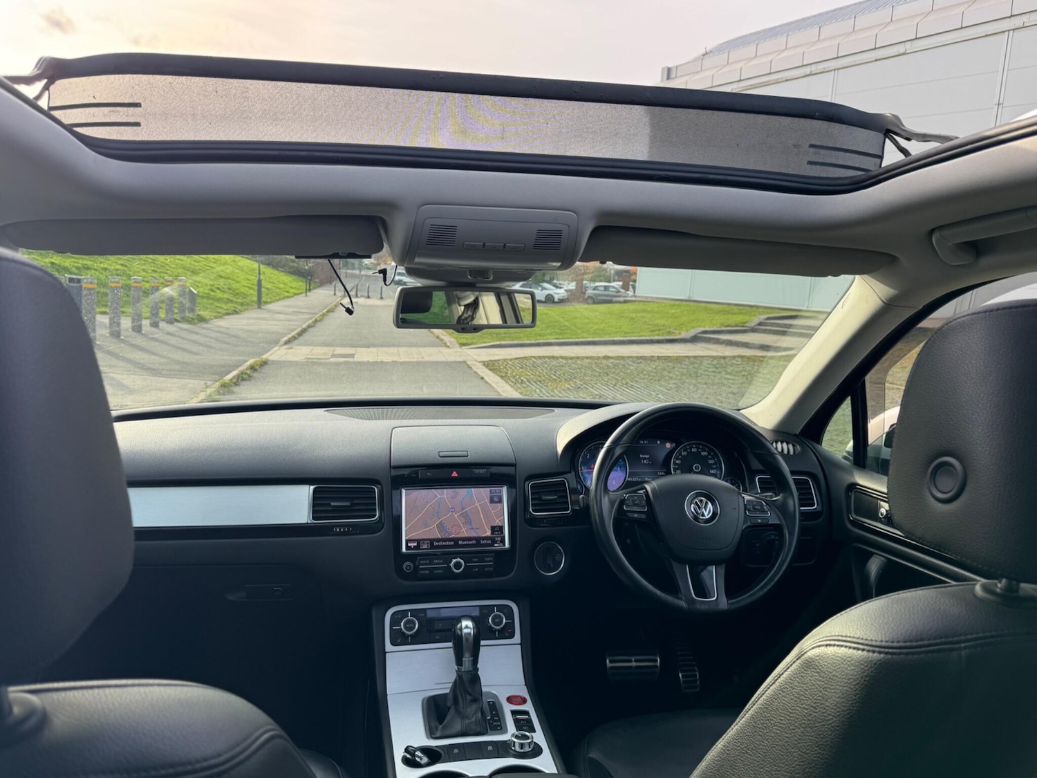 Used Volkswagen Touareg 2013 for sale - 76422106: Photo 10