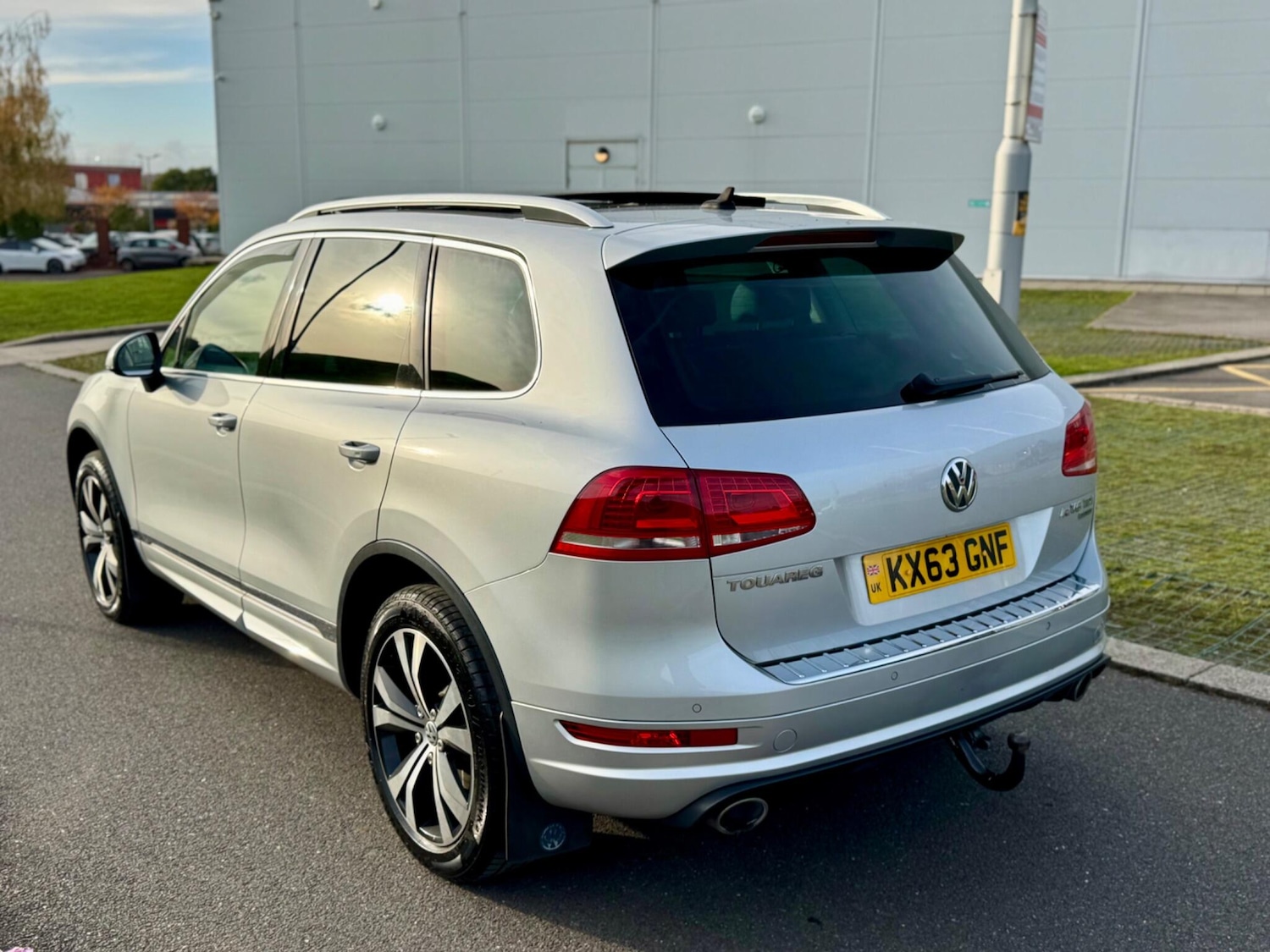 Used Volkswagen Touareg 2013 for sale - 76422106: Photo 9