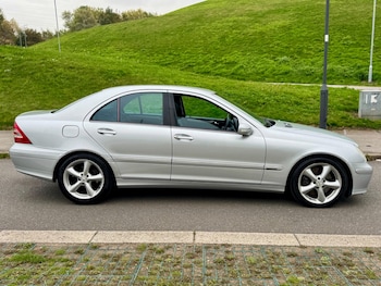 Used Mercedes-Benz C Class 2006 for sale - 76307839: Photo