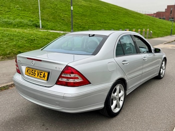 Used Mercedes-Benz C Class 2006 for sale - 76307839: Photo