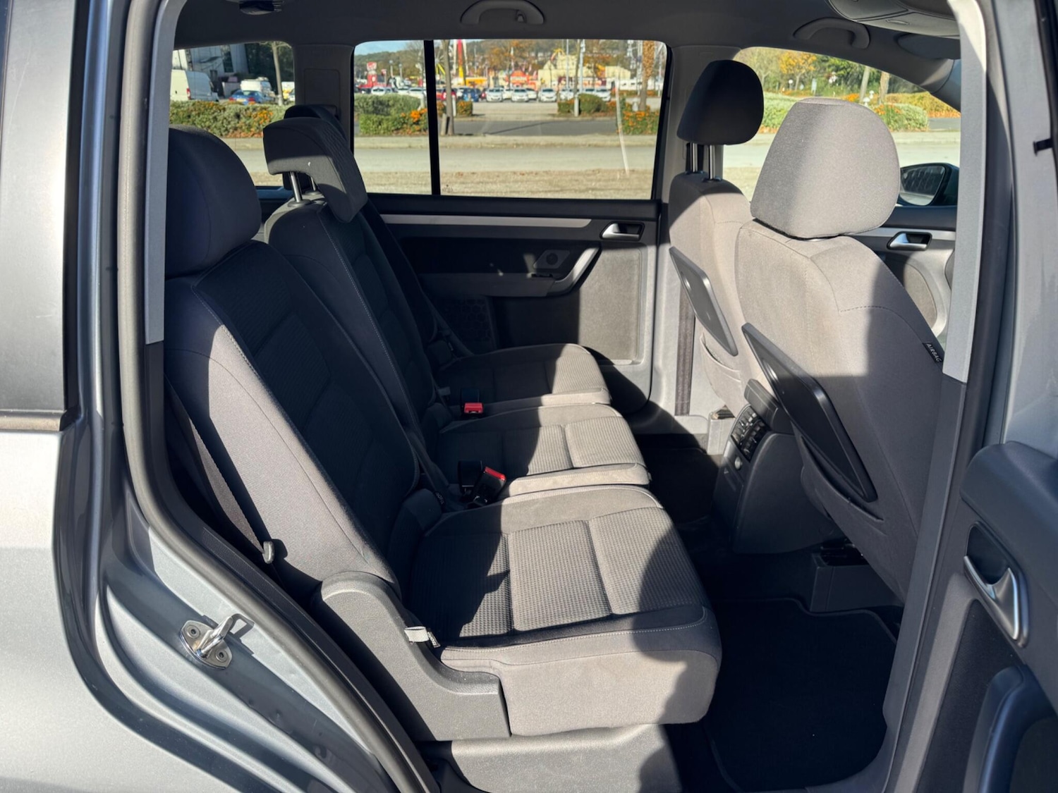 Used Volkswagen Touran 2010 for sale - 76408444: Photo 12