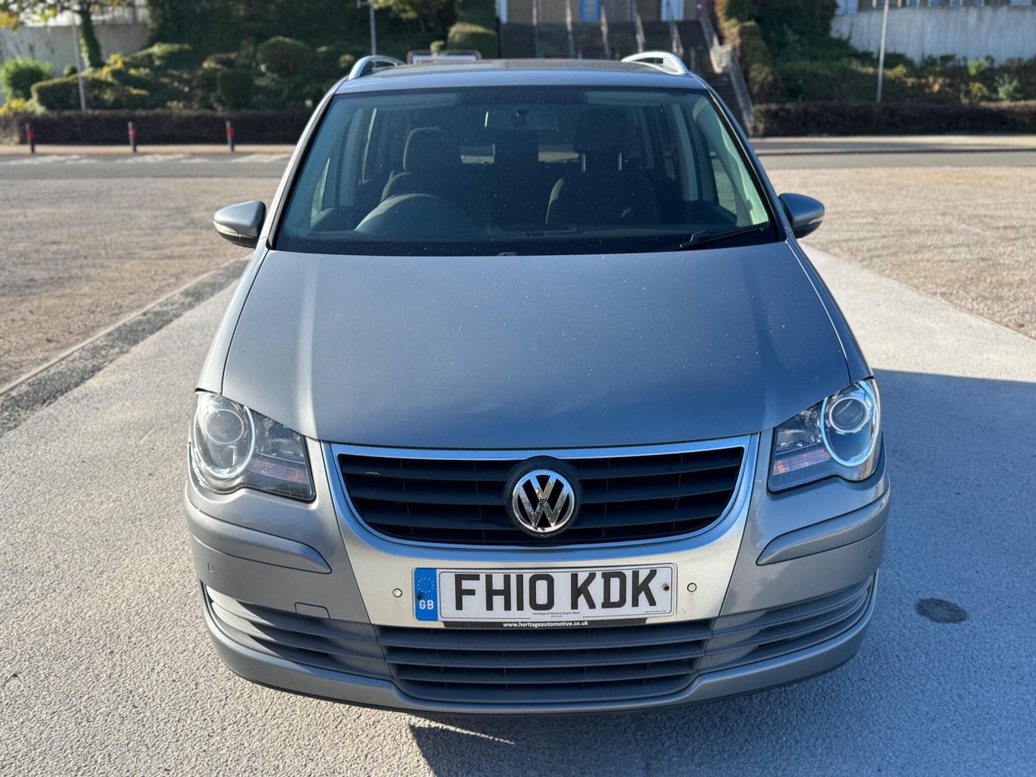 Used Volkswagen Touran 2010 for sale - 76408444: Photo 6