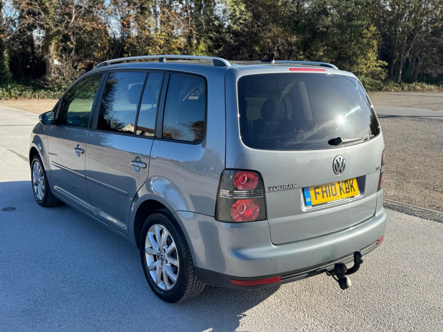 Used Volkswagen Touran 2010 for sale - 76408444: Photo 7