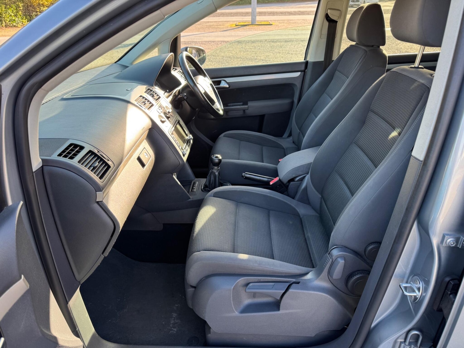 Used Volkswagen Touran 2010 for sale - 76408444: Photo 9