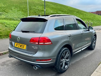 Used Volkswagen Touareg 2013 for sale - 77020828: Photo