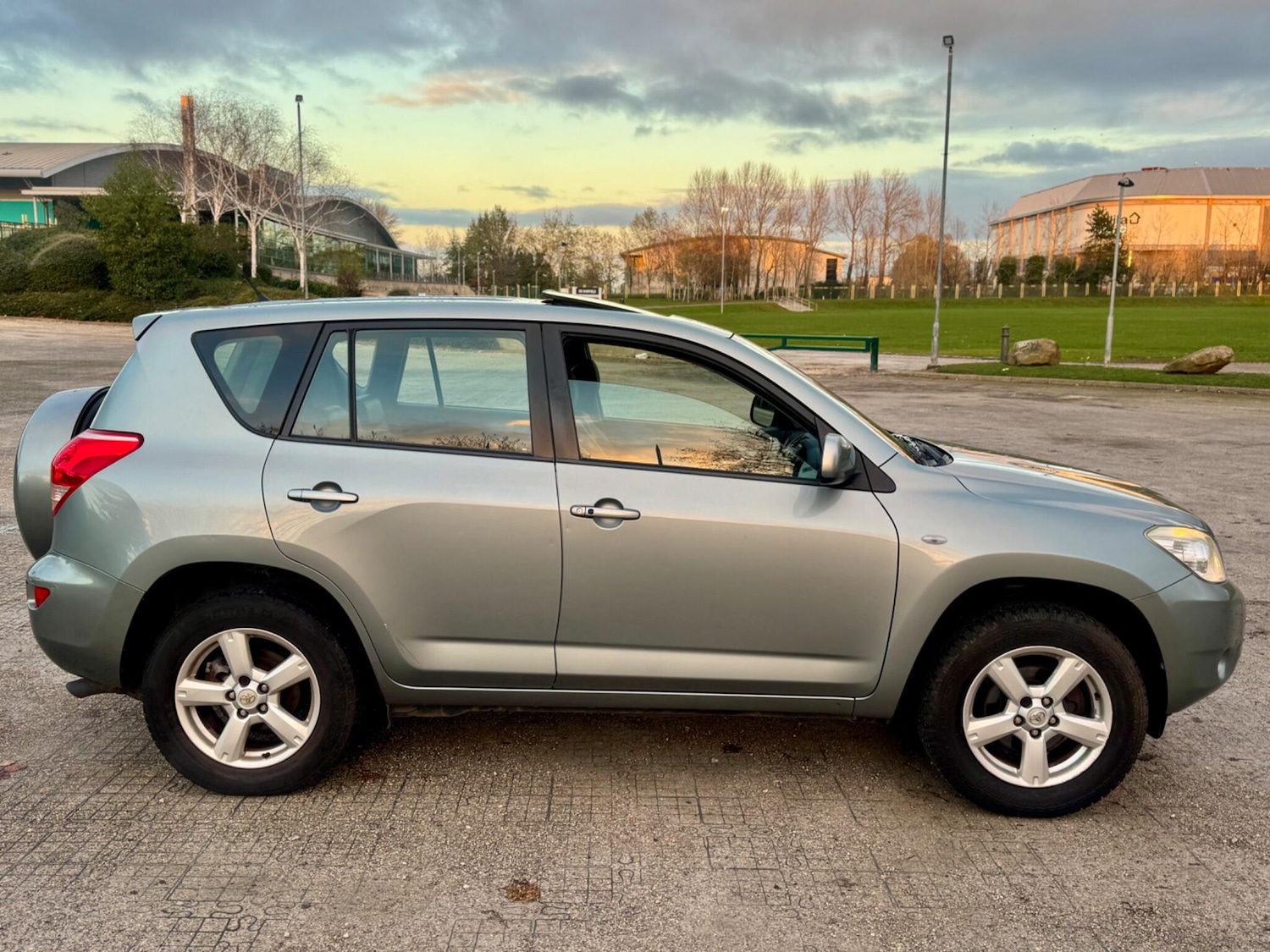Used Toyota RAV4 2007 for sale - 76886152: Photo 3