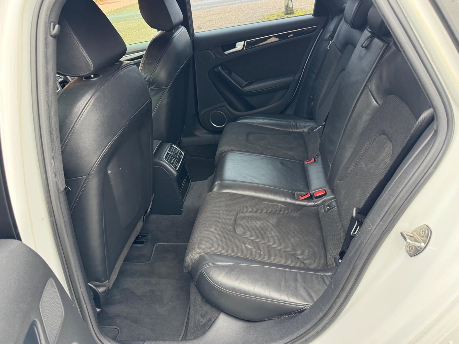 Used Audi A4 2011 for sale - 76549154: Photo 12