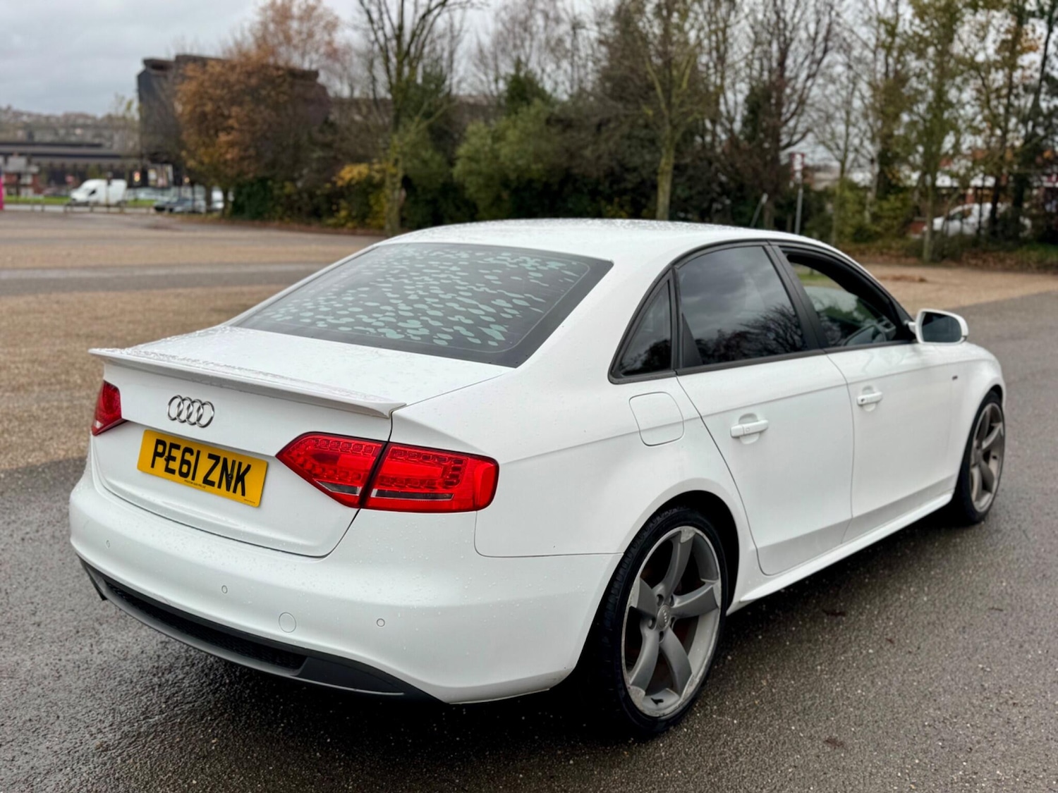 Used Audi A4 2011 for sale - 76549154: Photo 3