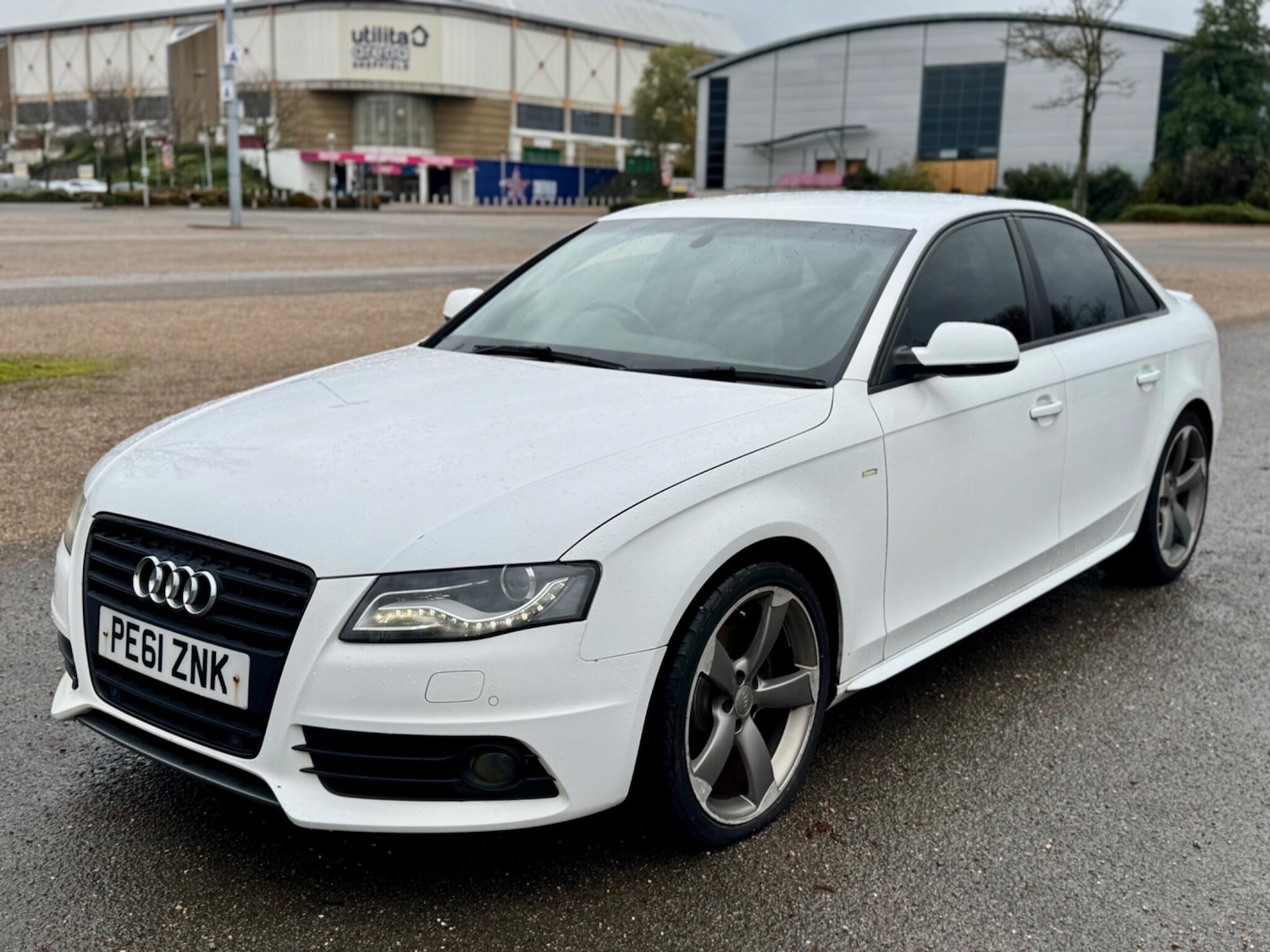 Used Audi A4 2011 for sale - 76549154: Photo 6