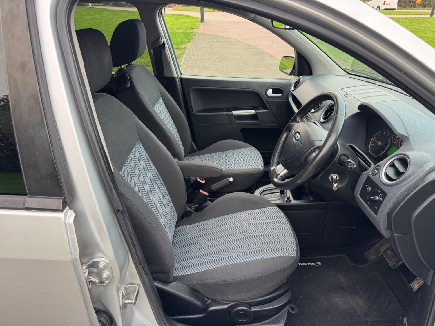 Used Ford Fusion 2008 for sale - 76121875: Photo 10