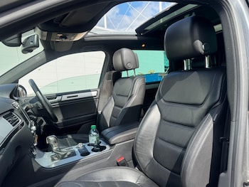 Used Volkswagen Touareg 2013 for sale - 76059581: Photo