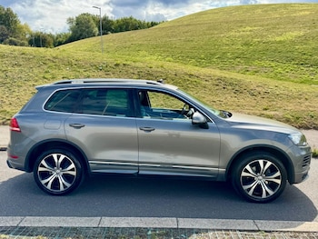 Used Volkswagen Touareg 2013 for sale - 76059581: Photo