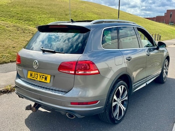 Used Volkswagen Touareg 2013 for sale - 76059581: Photo