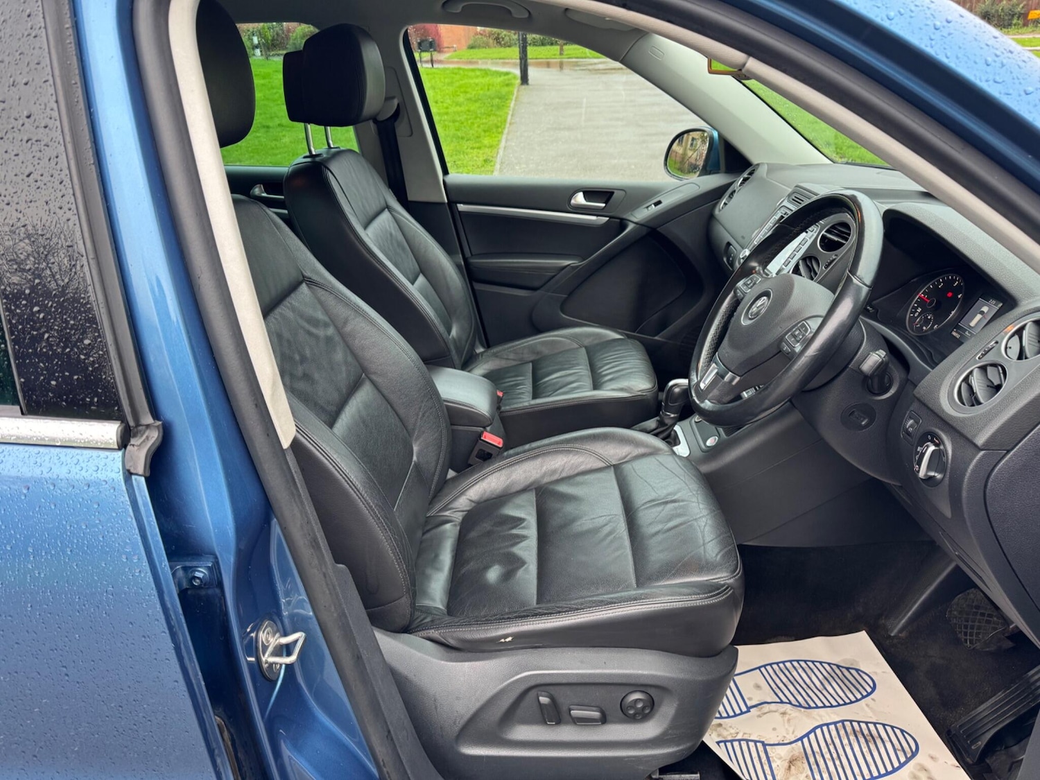 Used Volkswagen Tiguan 2014 for sale - 76752621: Photo 11