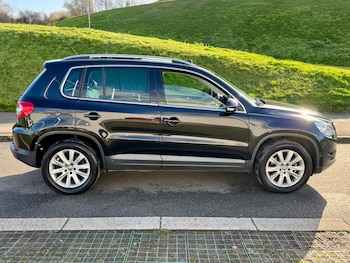 Used Volkswagen Tiguan 2008 for sale - 76701004: Photo