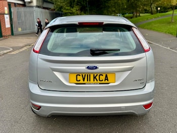 Used Ford Focus 2011 for sale - 76060111: Photo