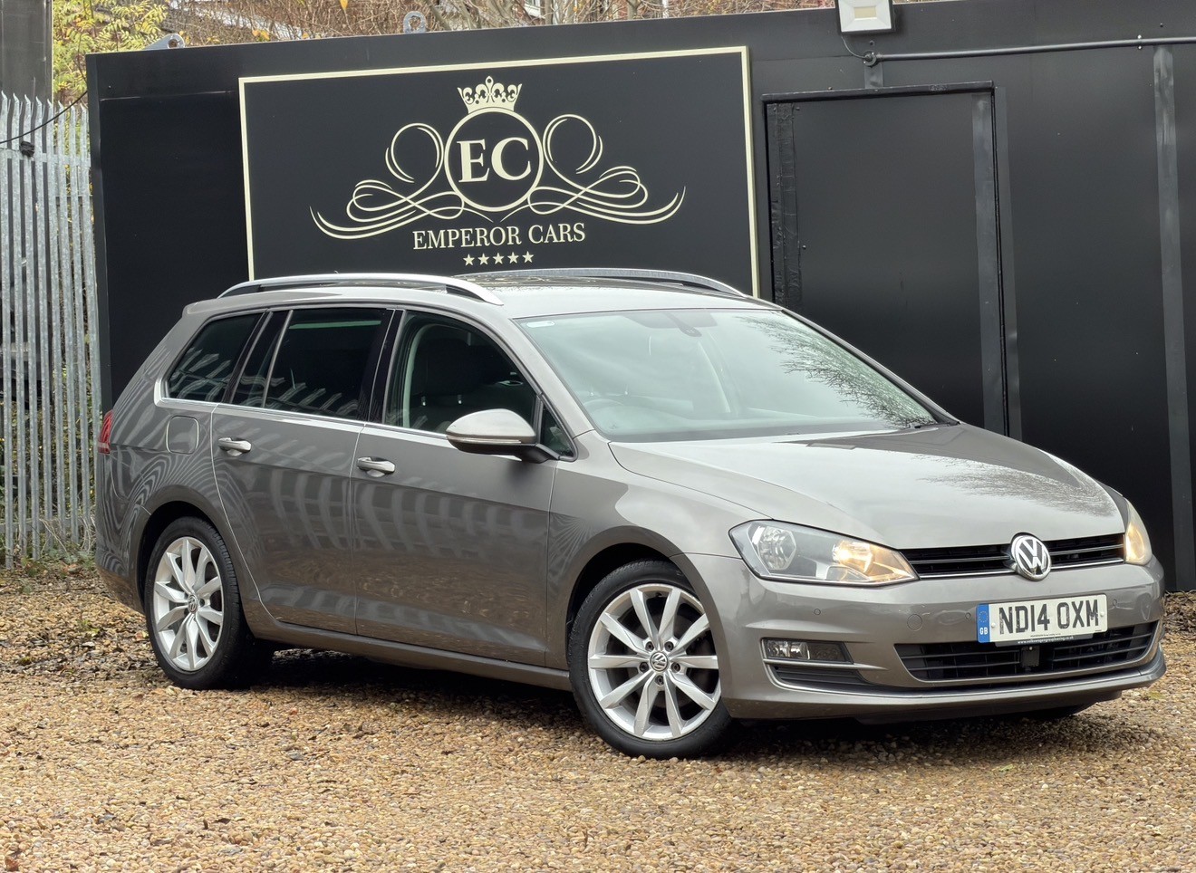 Used Volkswagen Golf 2014 for sale - 76643377: Photo 40