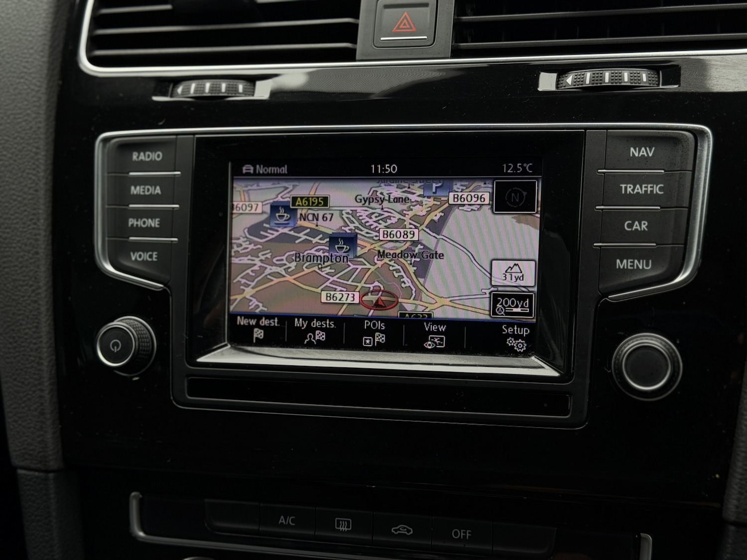 Used Volkswagen Golf 2014 for sale - 76643377: Photo 42