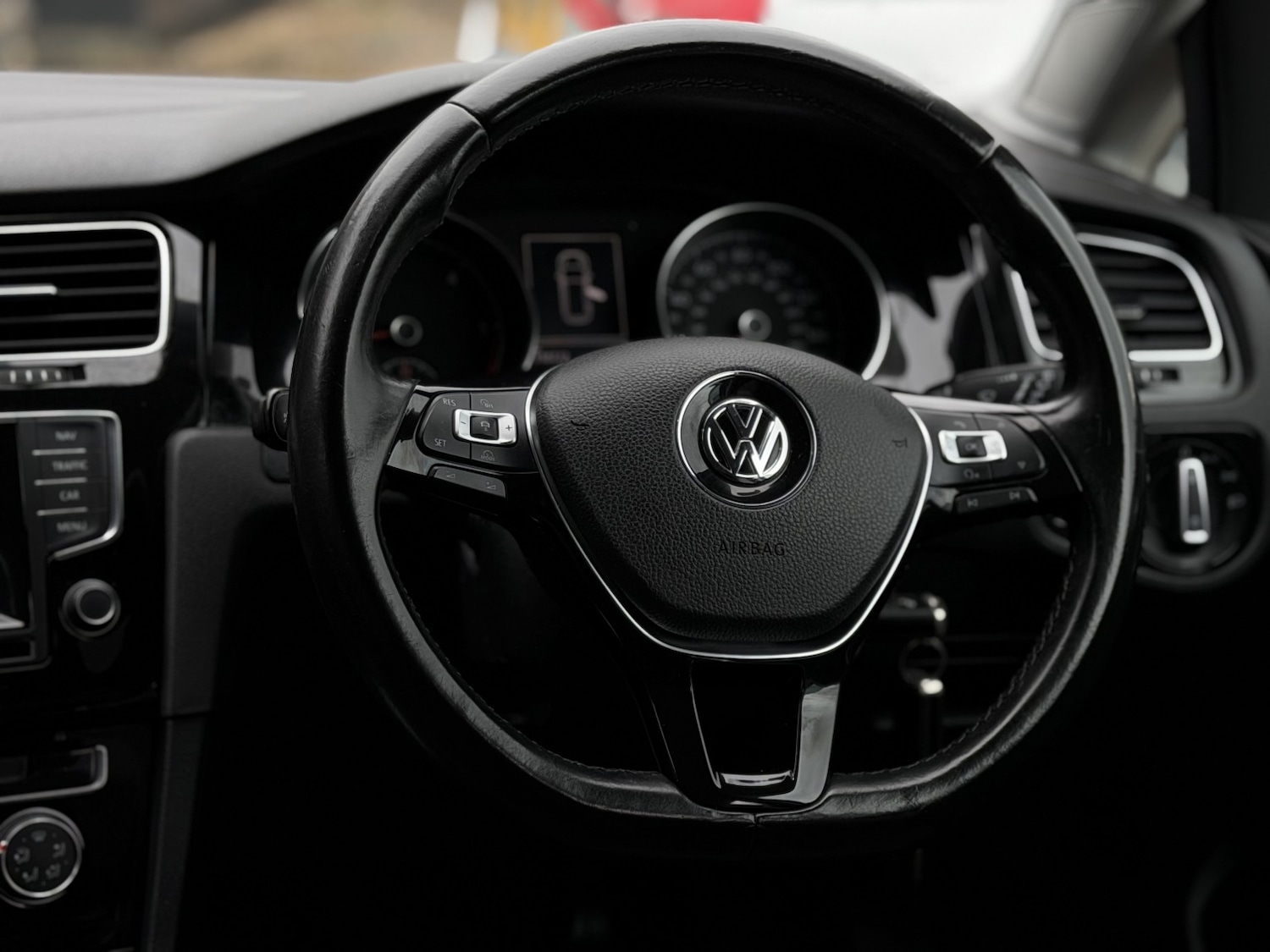 Used Volkswagen Golf 2014 for sale - 76643377: Photo 48