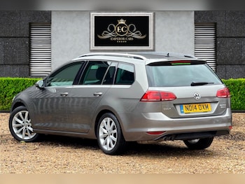 Used Volkswagen Golf 2014 for sale - 76643377: Photo