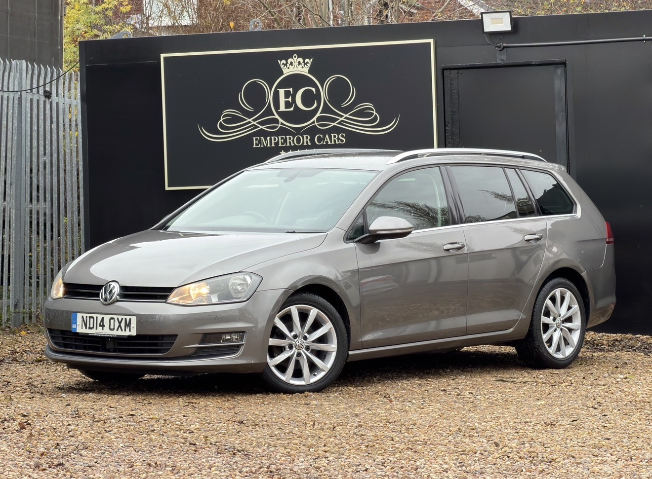 Used Volkswagen Golf 2014 for sale - 76643377: Photo 8