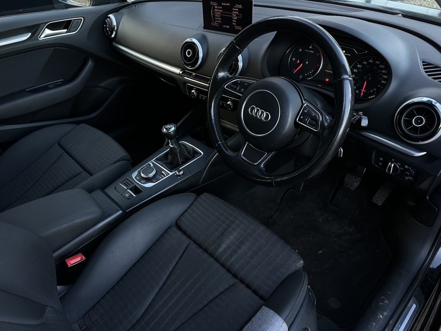 Used Audi A3 2013 for sale - 76643450: Photo 2