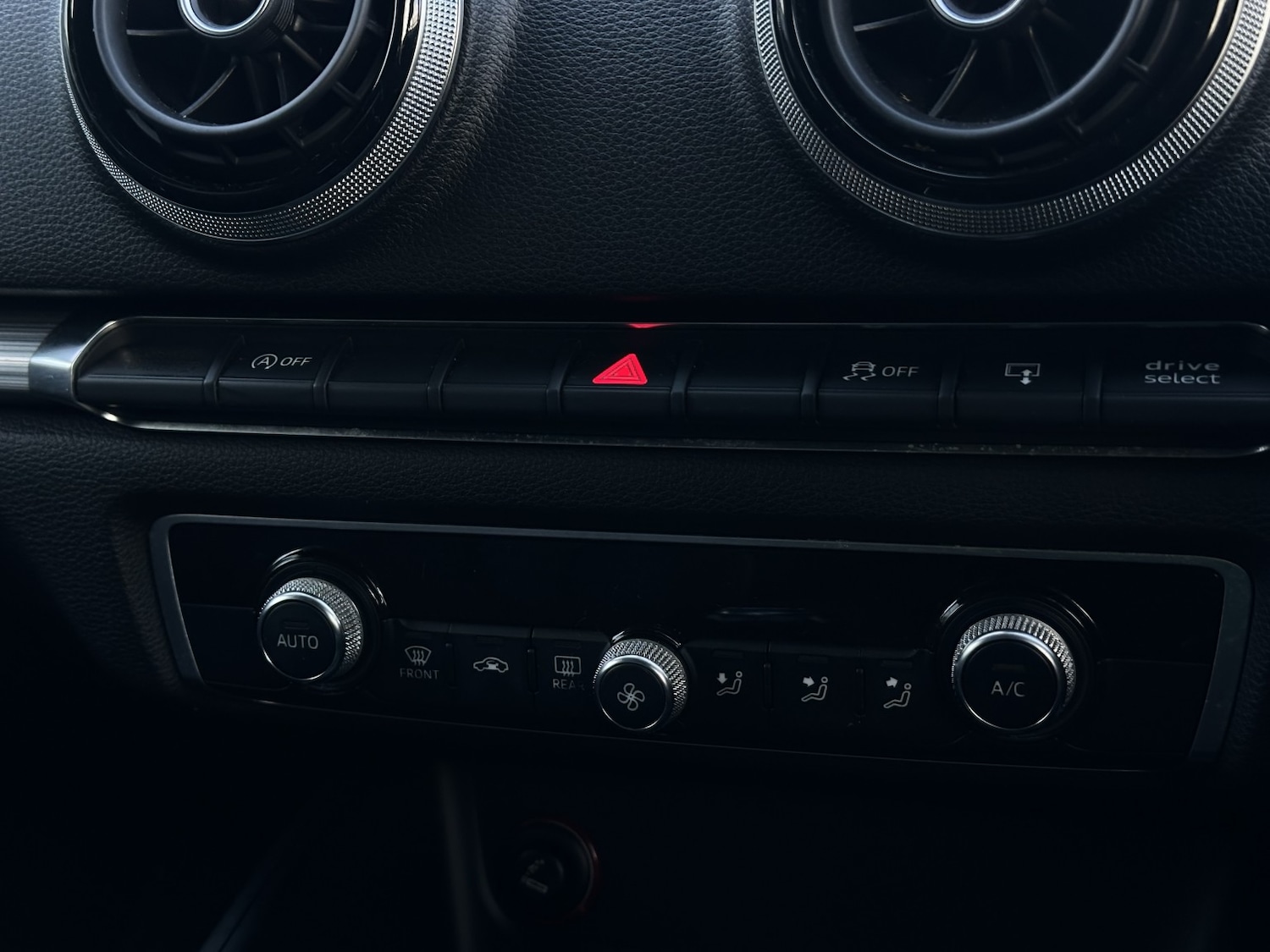 Used Audi A3 2013 for sale - 76643450: Photo 35